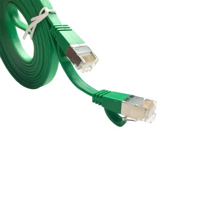 Cordón de remiendo plano protegido de Ethernet del FTP Cat5e Cat6 Cat6A con el conector RJ45
