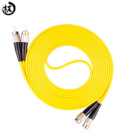 Fuerza de alta resistencia del cordón de remiendo de la fibra óptica de LC-LC UPC DX para la telecomunicación